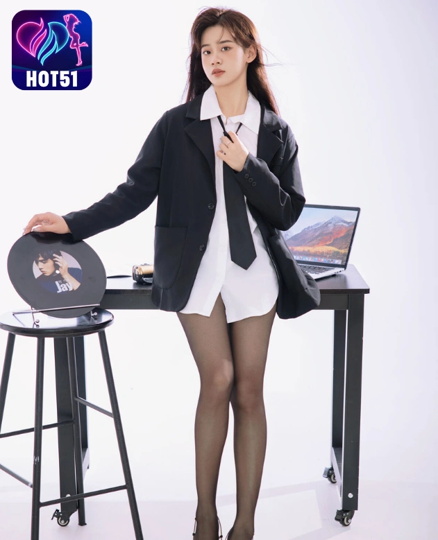 Su Su-hot51