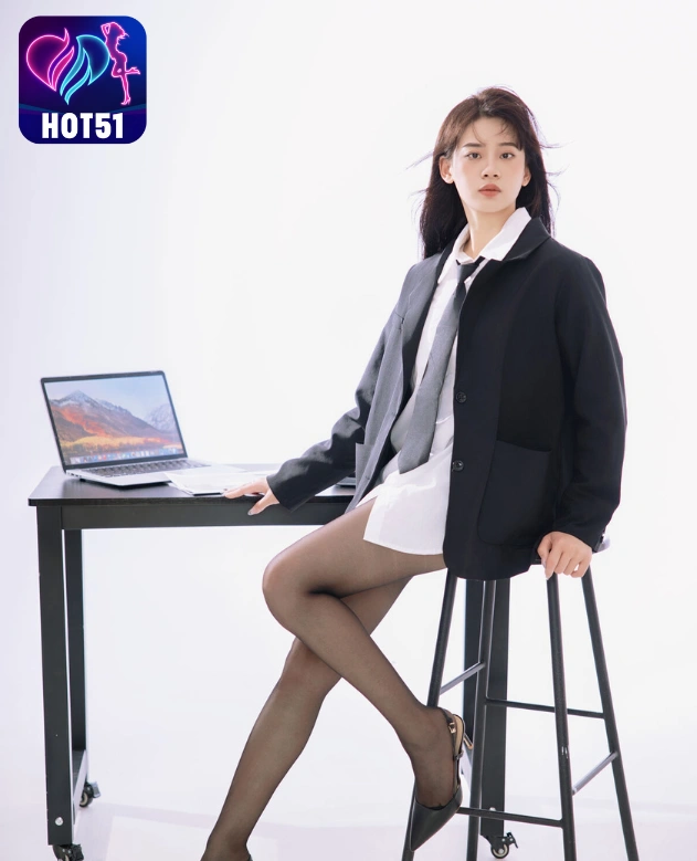 Su Su-hot51